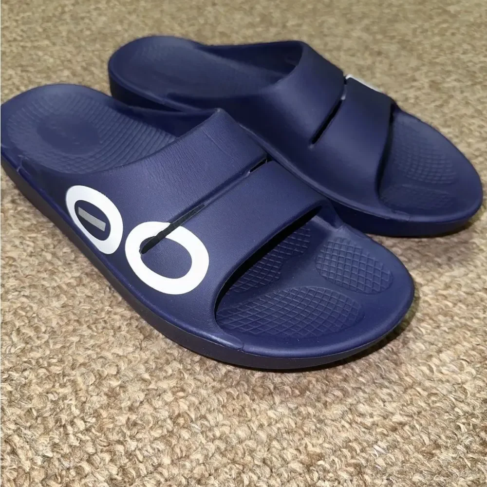 OOFOS comfortable slip
